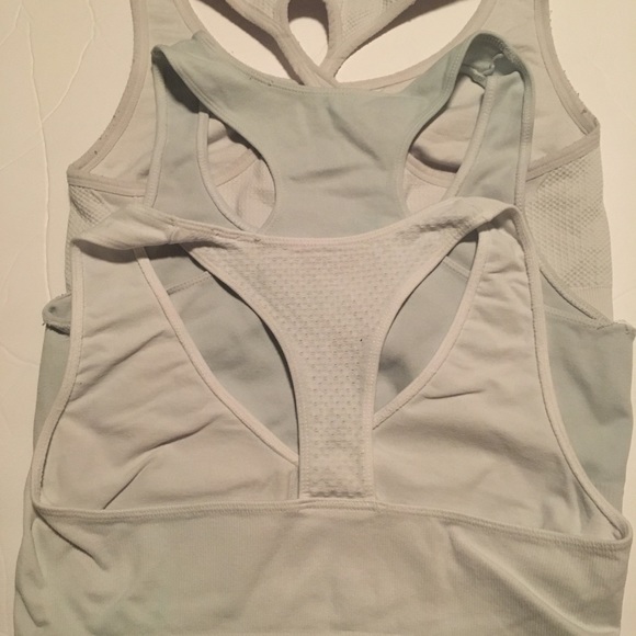 Lot of 3 Danskin Now sport bras - Picture 2 of 5